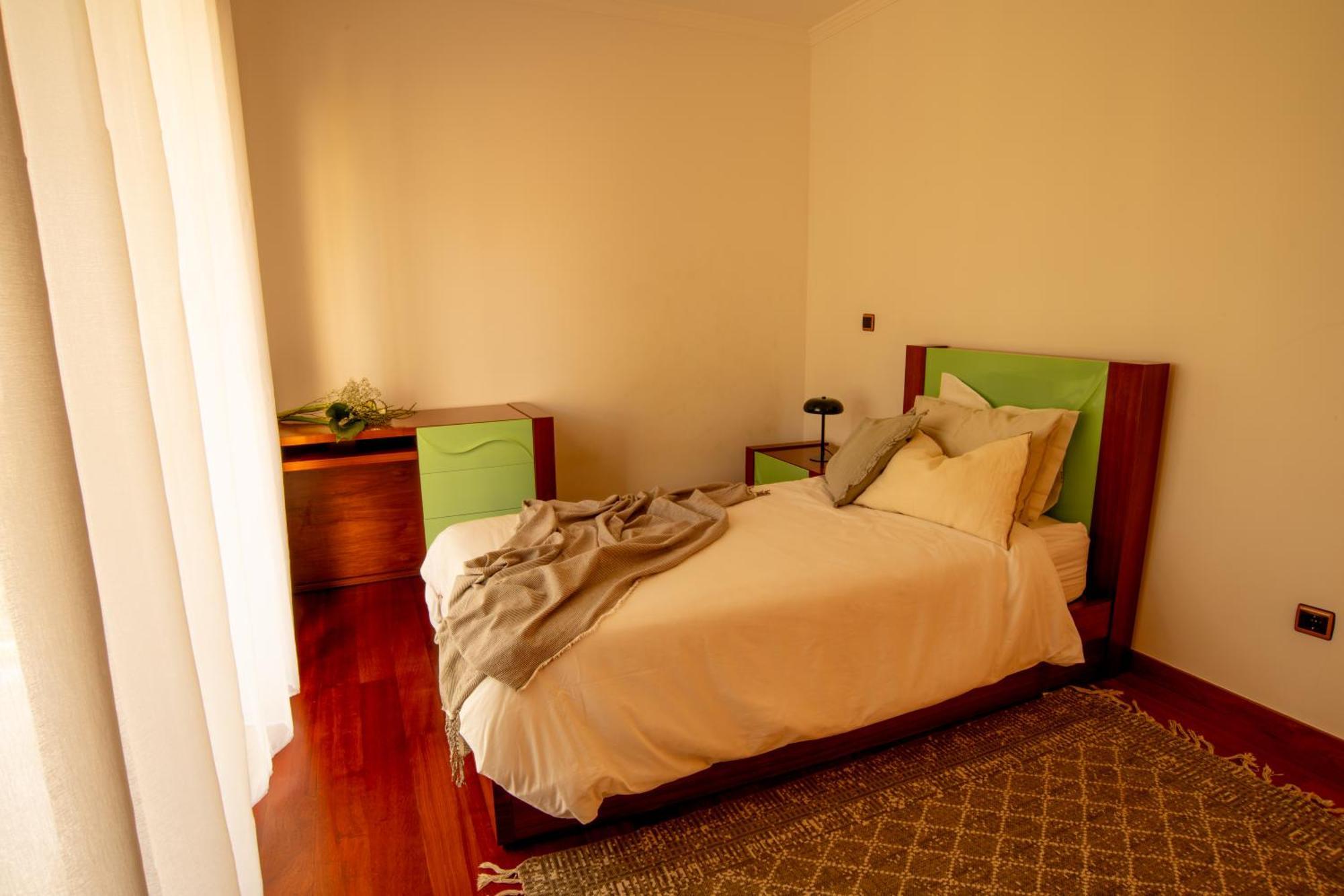 Bairos House - Coastal Escape Ribeira Brava