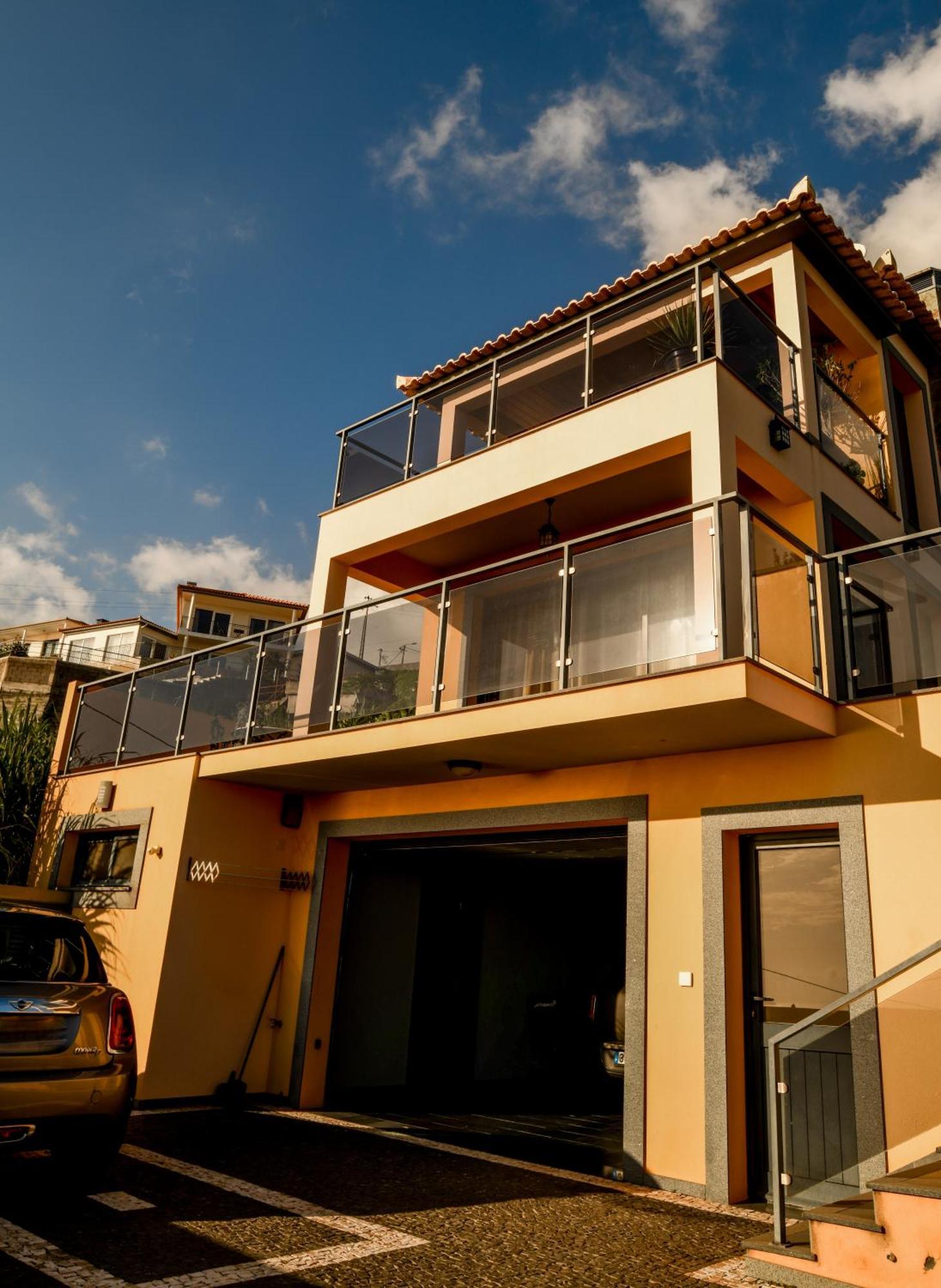 Holiday home Bairos House - Coastal Escape