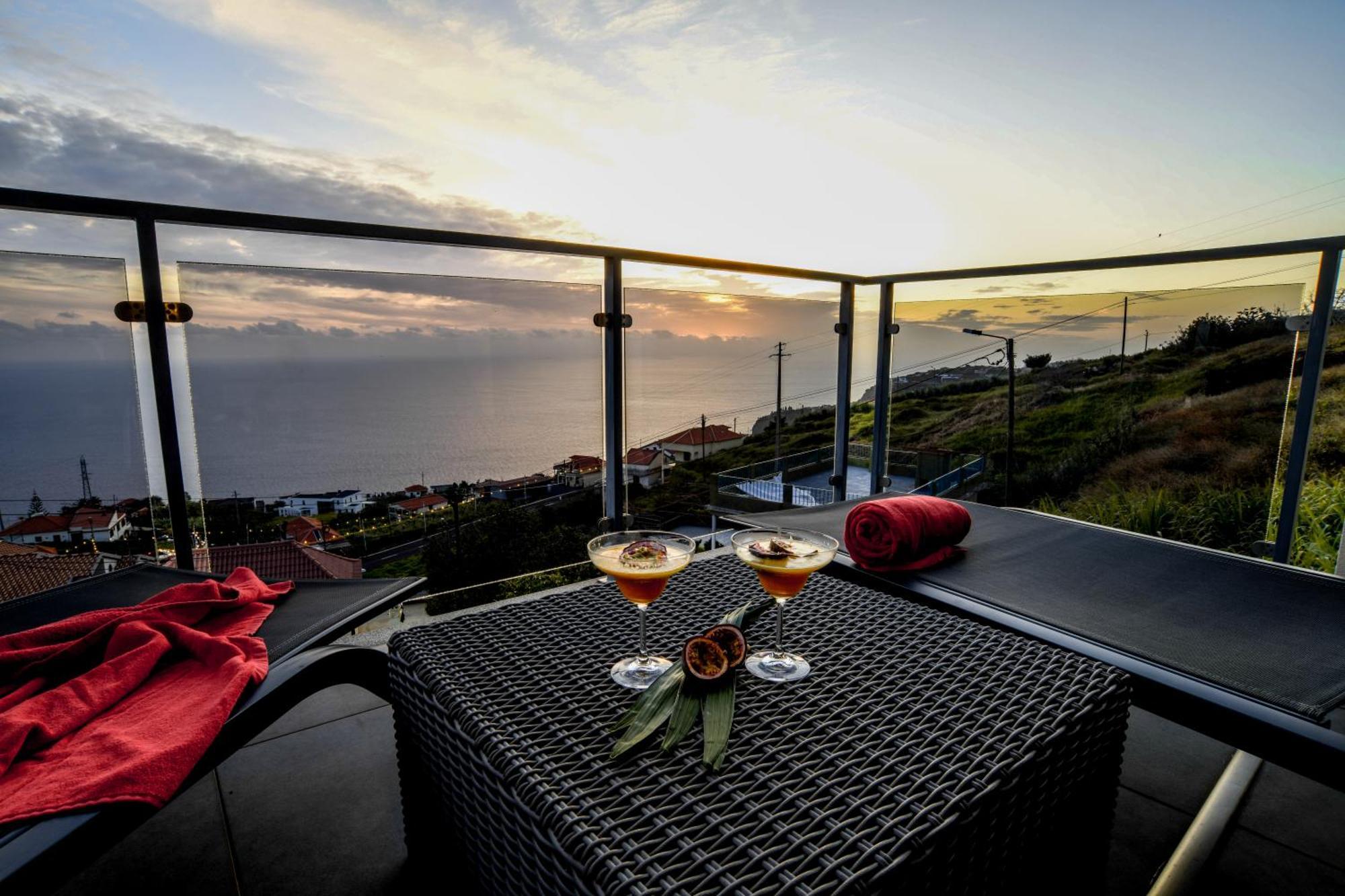 Bairos House - Coastal Escape * Ribeira Brava
